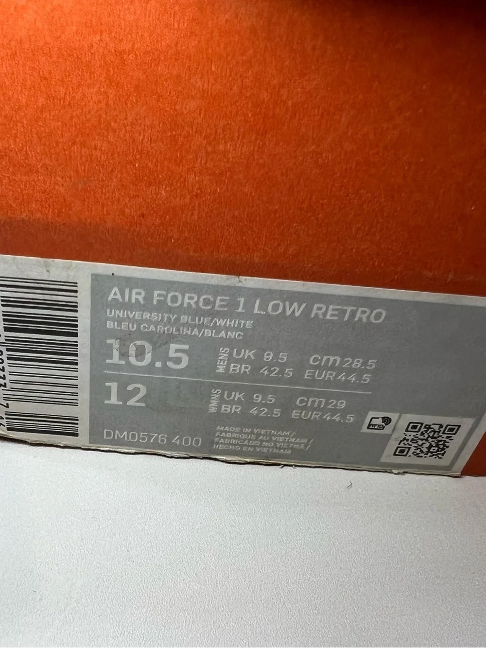 Nike Low-Top Sneakers — Blue / White